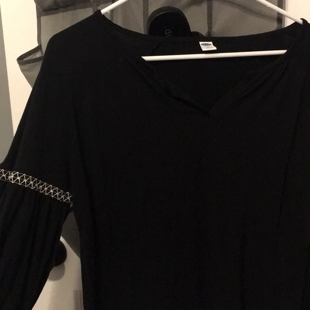 Selling my old navy long sleeve V-neck